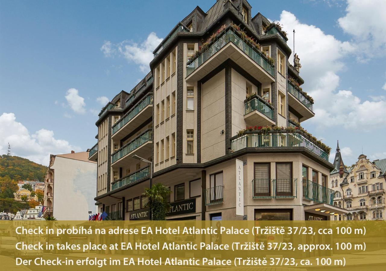 Ea Hotel Elefant การ์โลวีวารี ภายนอก รูปภาพ